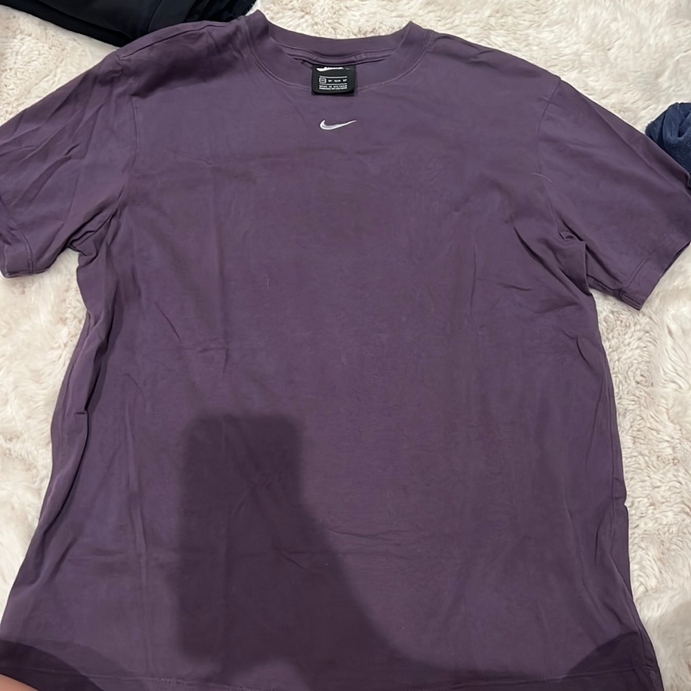 New without tags Nike oversized tee
